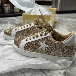 Golden Glitter Lace Up Star Sneakers